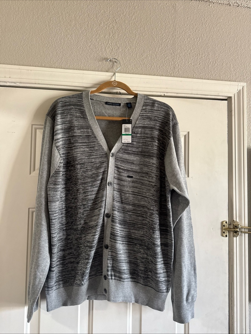 Van Heusen Men's Gray Marled Button-Front V-Neck Cardigan